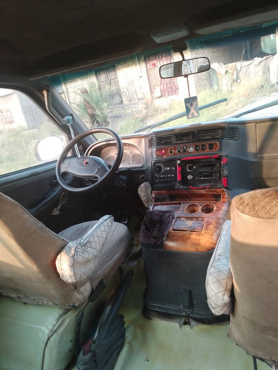 السلام عليكم
ستانا طويلة للبيع فقط رقم بابل موديل 2000 وينة اليدور موديل مايصقط خل يجيني واني خادم  سيارة جاهزة من كلشي مكينة بخار  بدوون تنقيص گير جديد شرط سيارة معمرة  حدادية جديدة ابرانكيتات جدد شغل درجة اولى  زائد حصيرة بدلتهة وياهن جديدة دوشمة حلوة مصفرة مرور وهيئة مداور ثاني يوم مامتواجد على النت الشراي يتصل ويدلل هذا رقمي  ***********
