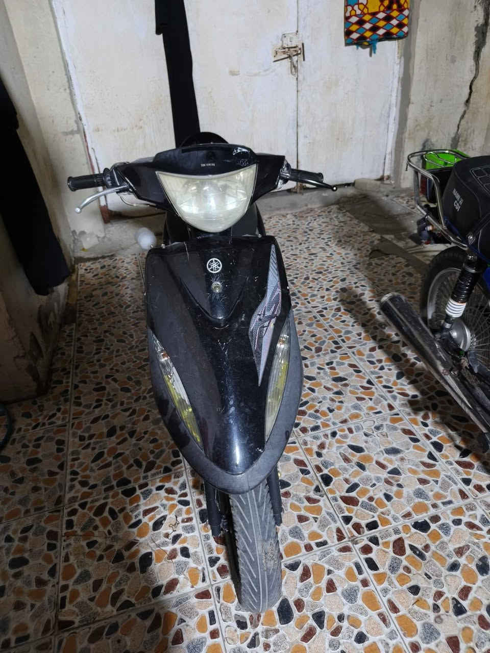 سلام عليكم ماكس عدله للبيع دراجه بلاديه كفرات مختمه درجه نضيفه مامفتوحه السرعه 120السعر750العنوان بصره***********
