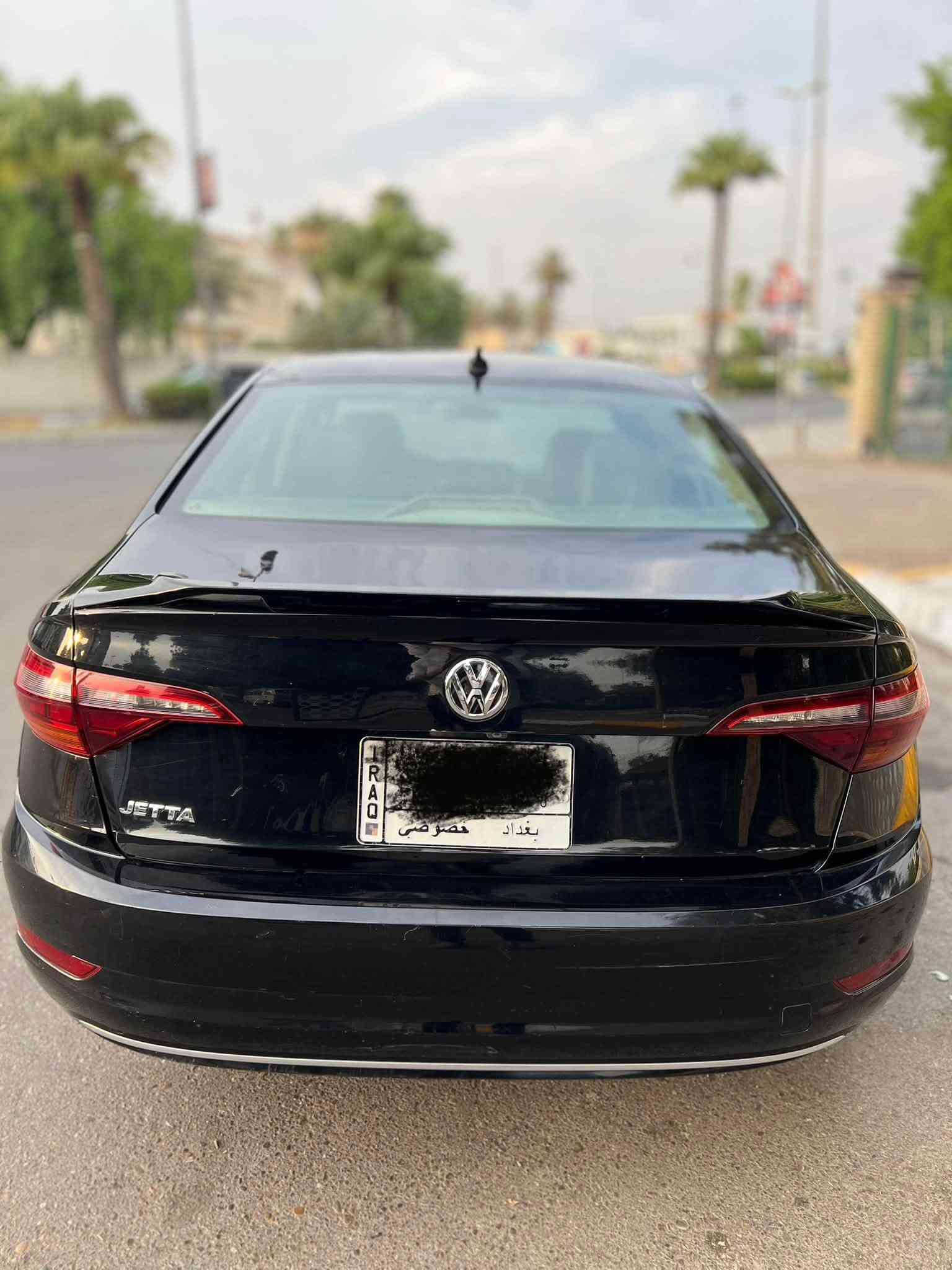 السلام عليكم 🌹
على بركة الله للبيع:   *********** (( للاتصال)) 

🚙 فولكس واكن (جيتا)

✨ لون اسود 

📍 رقم بغداد 

📊 ماشية 87 ميل

🛡️ اربع قطع صبغ بدون لغد وشاصي

🔥 مواصفات gli فول 

💎 سيارة نظيفة محرك صدر تبريد 🥶

محرك 1400 تيربو السعر 10,300 الف دولار   (دفتر وثلاث أوراق ) وبيها مجال

نص مكتوب في الصور:
- HUSSEIN حسين ابوالشواصي خدوش ورصعات فى اماكن متفرقة من السيارة تصليح كتف جاملو امامى أيسر تصليح داخل باب السائق نصوح من أسفل السيارة دبل كوت بارد صبغ خدوش ورصعات تبديل
