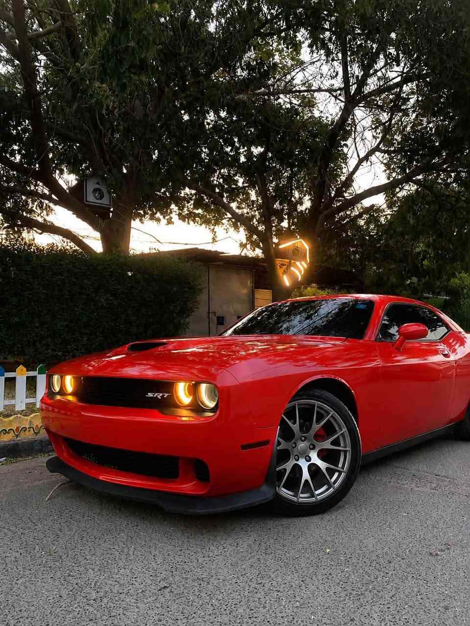 السلام عليكم 

جالنجر sxt2016 

محدث كامل هلكات 

ماشية 160 الف 

رقم بغداد بسمي 

بيها قطعة صبغ

رايدها ب ب ١٣٠ ورقه 

مكاني بغداد كرخ 

***********  

 سياره جاهزه من كلشي
