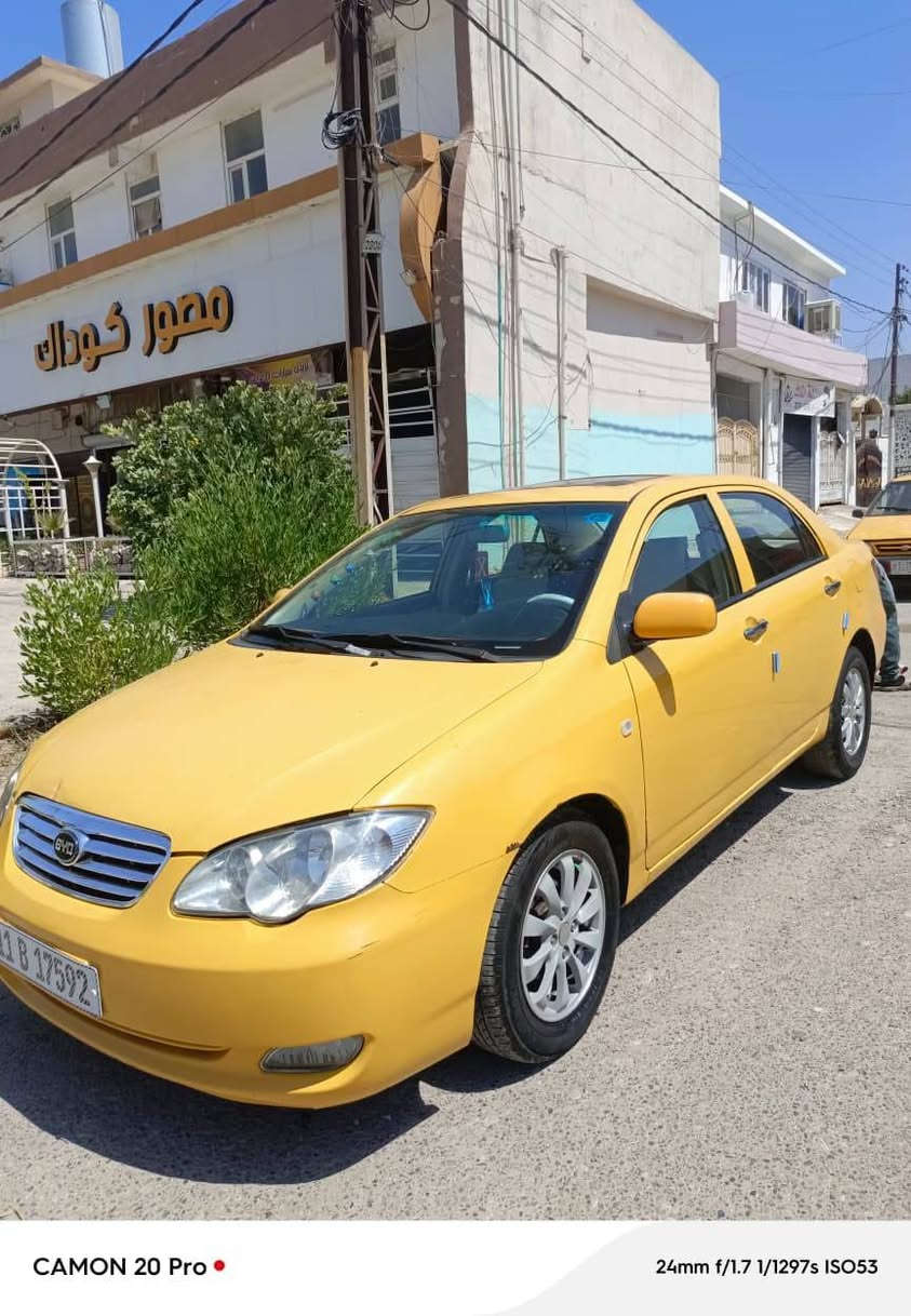 سلام عليكم للبيع بي واي دي اف3 موديل 13رقم بغداد جديد انكليزي سنويه لل 31 كير ومحرك شرط صدر امامي وخلفي جديد السعر 43 الشراي يتصل ***********
