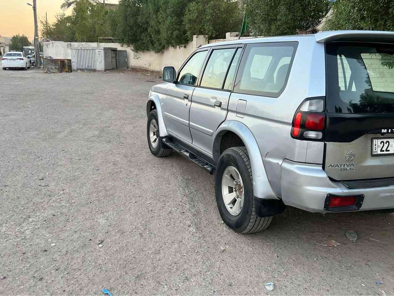 ميسبوشي موديل 2008 
موصفات 
تحكمات ستيرن 
مانع نزلاق 
شاشة 
كامرة 
سيارة جاهزة مكينة وكير خير من اللاه بيهة صبغ بس جملغ والباقي كفالي رايدهة 65 وبيهة مجال الطيبين واي ستفسار نتصال علة هذة رقم *********** مكلف بل نشر بغداد, العراق
