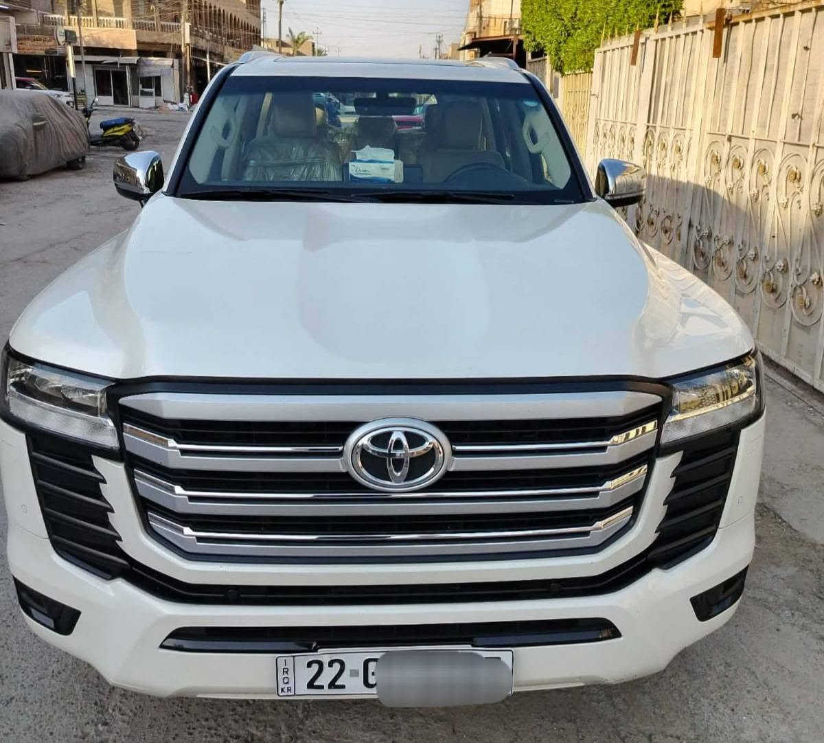 السلام عليكم...
لاندكروز خليجي  رقم اربيل موديل 2022 سبعينية Gxr شركة ساز تطبيق ٣شاشات  كشنات تبريد  جنطة كهرباء سلايد روف رقم اربيل مكفولة عدا بارد مقدار اصبع 
السعر /  595 $ 
الإتصال/ ***********

