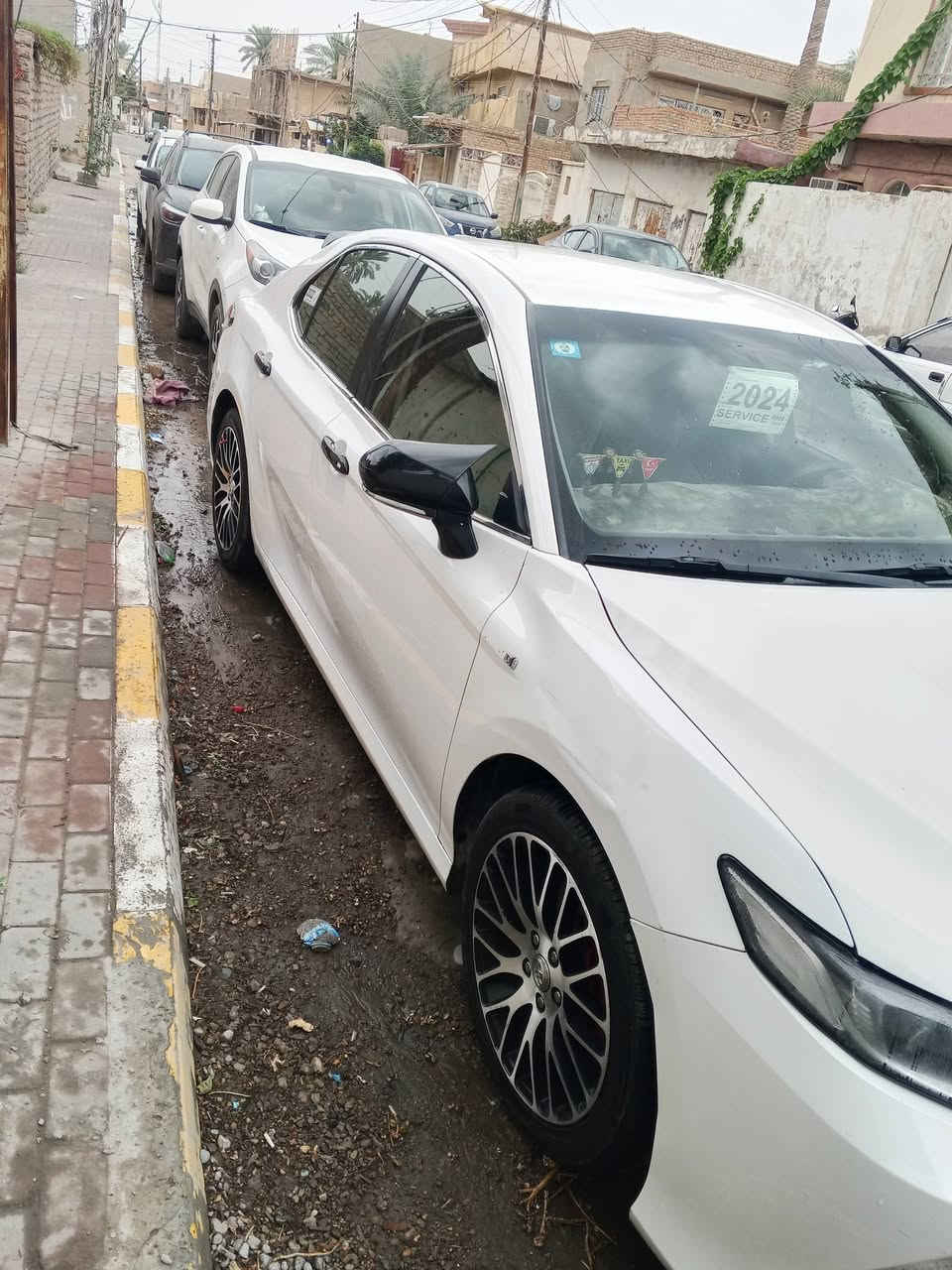 كامري LE • ٢٠٢٢ • حادث وتاكسي