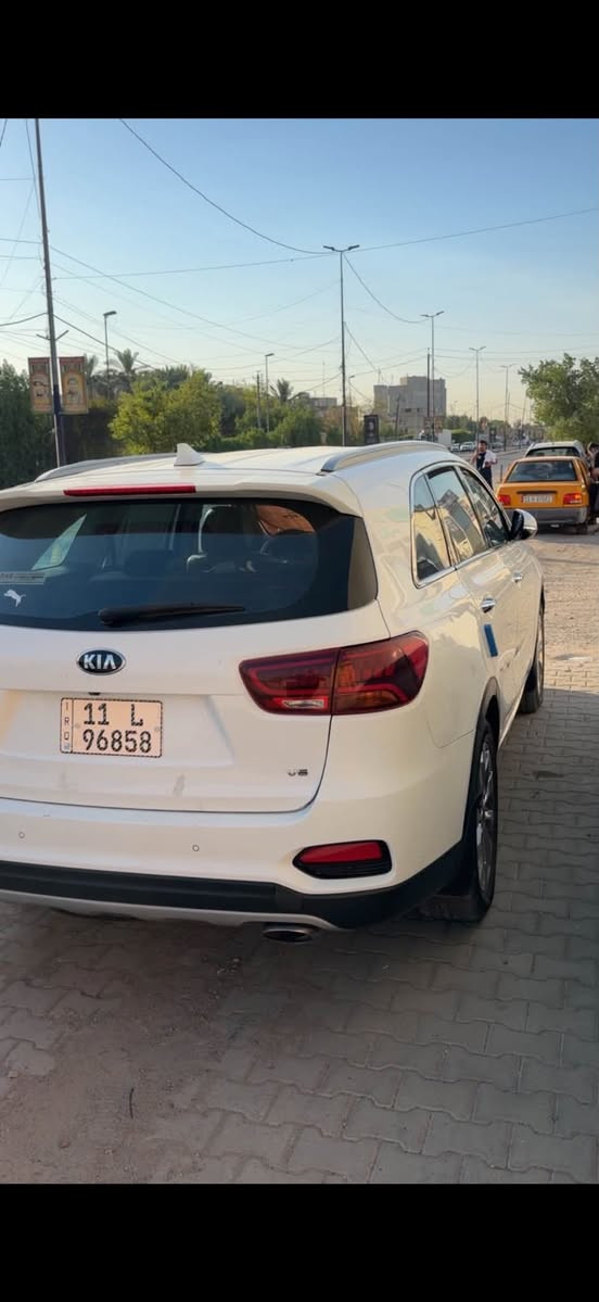 البيع سورنتو 2020سياره كفاله بس قطعتين زغار بارد بل جاملغ الخلفي الاستفسار ***********
