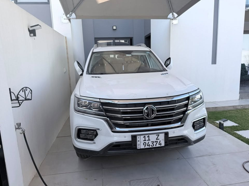 السلام عليكم من رخصة الادمن
عندي MG rx8 2023 السيارة من فئة الlux 
١- محرك 2.0 تيربو 
٢- تحكم ستيرن كامل + تدفئة وتبريد بالمقاعد
٣- ثلاث قطع تبريد
٤- حساسات امامية + خلفية + كاميرا 360 
٥- apple car play + android auto 
٦- مقاعد جلد
للاستفسار الاتصال ع الرقم 
***********
