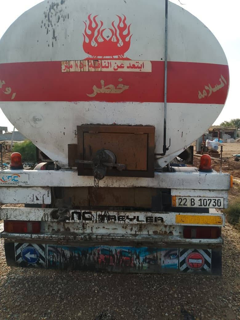 السلام عليكم
للبيع كسور مديل 2003 حجم 1843
گير كهربائي جي بي اس تانكي تركي بويلر دبل تاير حمولة 32 طوناج  سنوية لل30 رقم ربيل سيارة جاهزة للشغل سعر 275 ورقةو مجال *********** ما متواجد ع فيس
