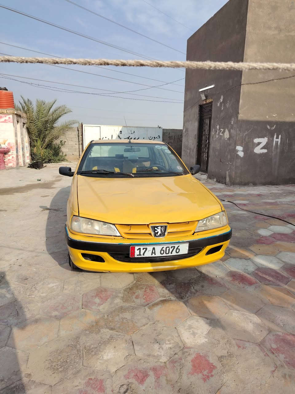 ٢٠١٠ • نظيفه • كهرباء شغاله
