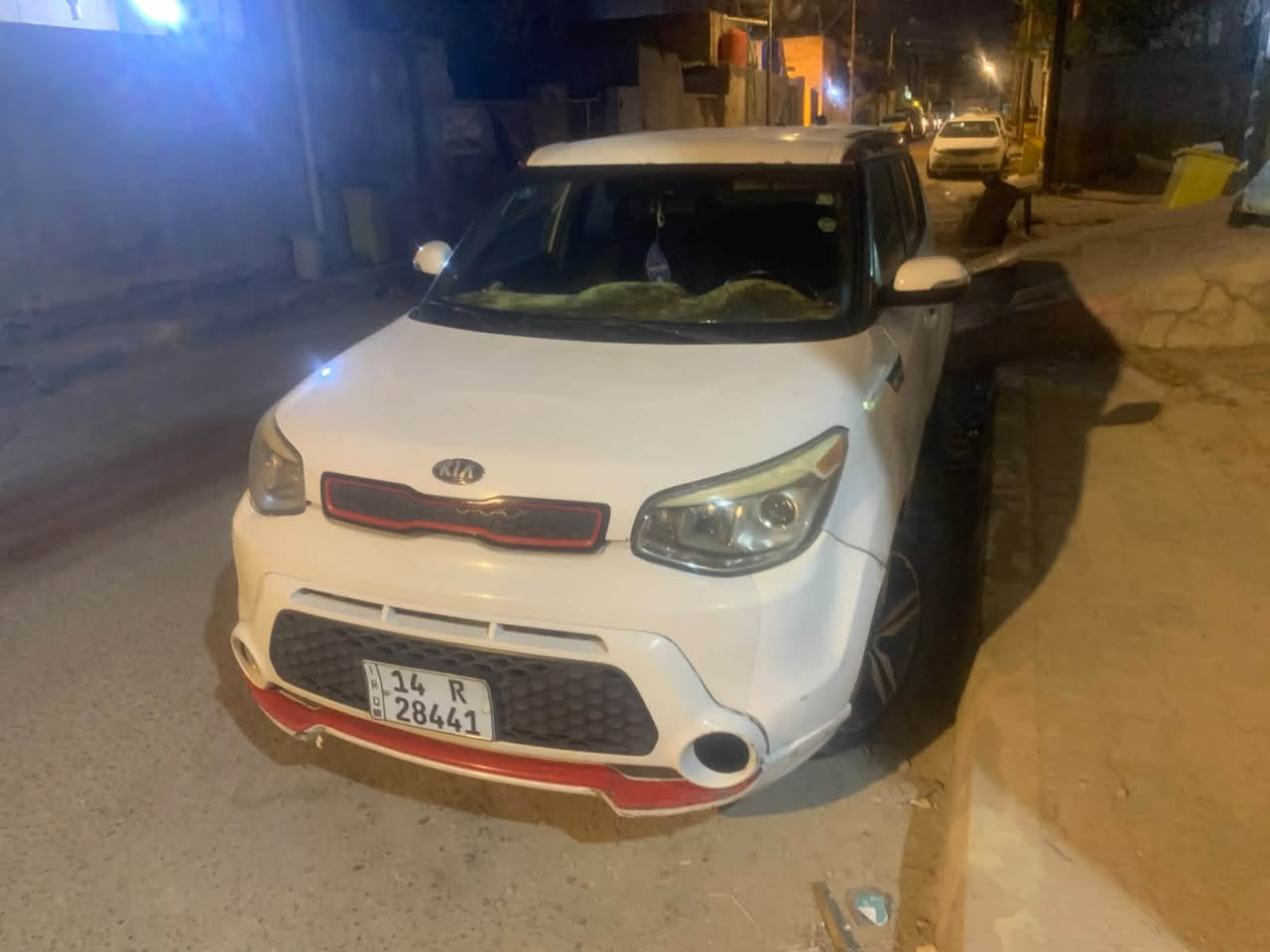 السلام عليكم
سياره البيع صول 
مديل 14
وارد امريكي 
السعر 75 بي مجال للشراي 
***********
