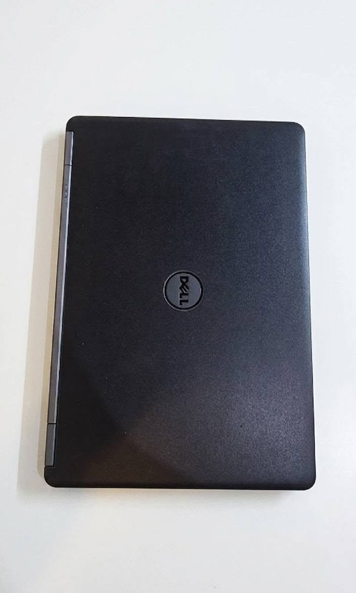 السعر 170 او بي مجال
لابتوب dell
كور اي 5
الجيل الخامس 
رام 8
هارد 256 sdd
كيبورد ضوئي
بصمة اصبع 
حروف عربي انكليزي
شحن يدوم ساعتين 
***********
