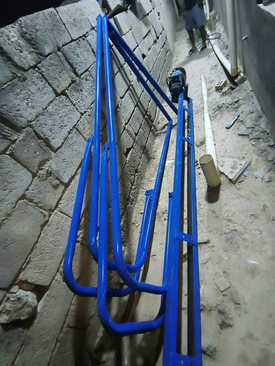 شباب ونج يطالي للبيع ويه 3عرباين لحديد لثغيل شباب لونج نضيف ولعرباين تفصال جديد حته بعدهن مالحمهن مال ونج شباب ونج ىايده 1050وبي مجال لعنوان بغداد لرقم ***********
