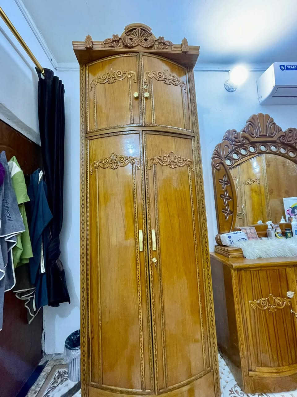 غرفه عراقيه نظيفه كلش البيع   سعر 950 وبيه مجال عنوان زبير رجآ مو شراي لايتصل ***********
