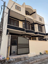 الديوانية حي الجامعة • ١٠٠م • غرف ٣