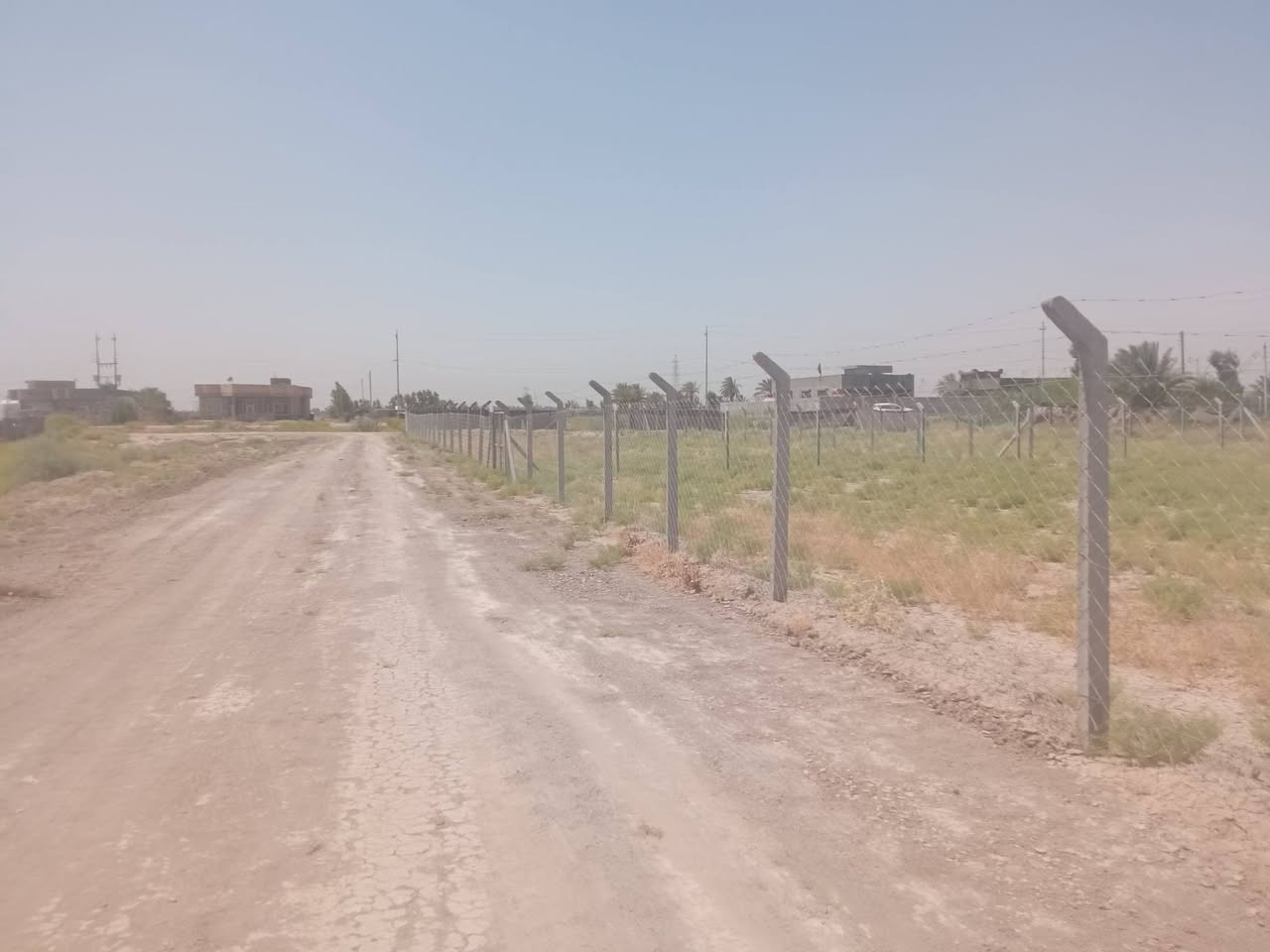 🏡 فرصة مميزة للبيع – قطعة أرض طابو زراعي 25 🌿

📍 الموقع: بزل حجي علي – شارع أبو عرايس📄 نوع السند: طابو زراعي 25📐 المساحة: 1000 م²📏 الواجهة: 27.5 متر📏 النزال: 36.36 متر تقريبًا

✨ مميزات القطعة:✅ موقع مميز وقريب من الشارع الرئيسي✅ مناسبة للسكن أو الاستثمار أو إنشاء مزرعة✅ متوفر ماء السقي✅ متوفر ماء الإسالة✅ الكهرباء متوفرة

💰 السعر: 88 مليون دينار عراقي قابل للتفاوض.

📞 للاستفسار: ***********

🌟 لا تفوّت هذه الفرصة لامتلاك قطعة أرض بموقع مميز وسعر مناسب.

