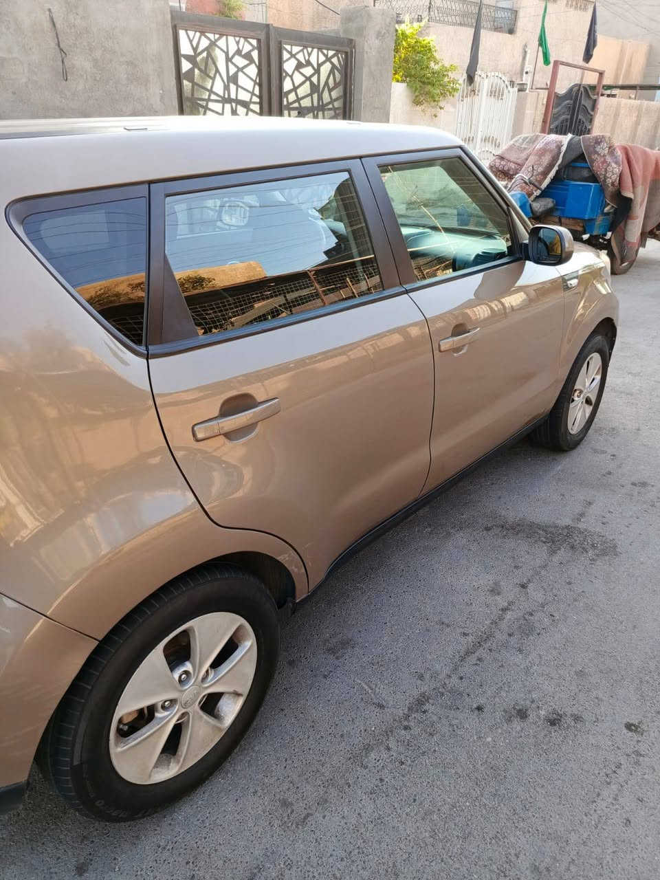 السلام عليكم صول أمريكي ١٤ سيارة نظيفة محرك ١٦٠٠ باقي مولصفات معروفةً ضرر حلو موجود سونار وصور حادث رقم بغداد دولي سعر ٩٠ وبيه مجال مكان حي العامل 
*********** منتظر
