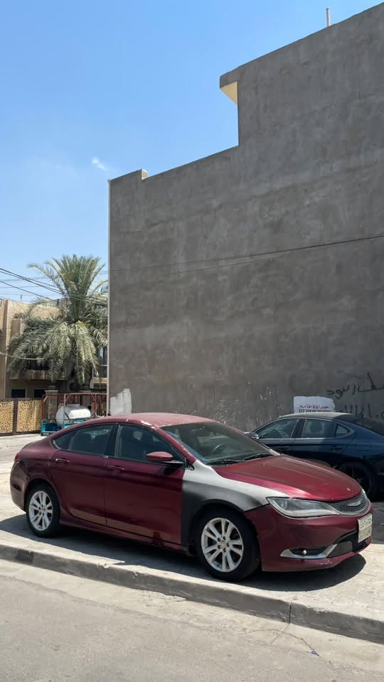 مرسيدس C200 • ٢٠١٦ • صبغ عام