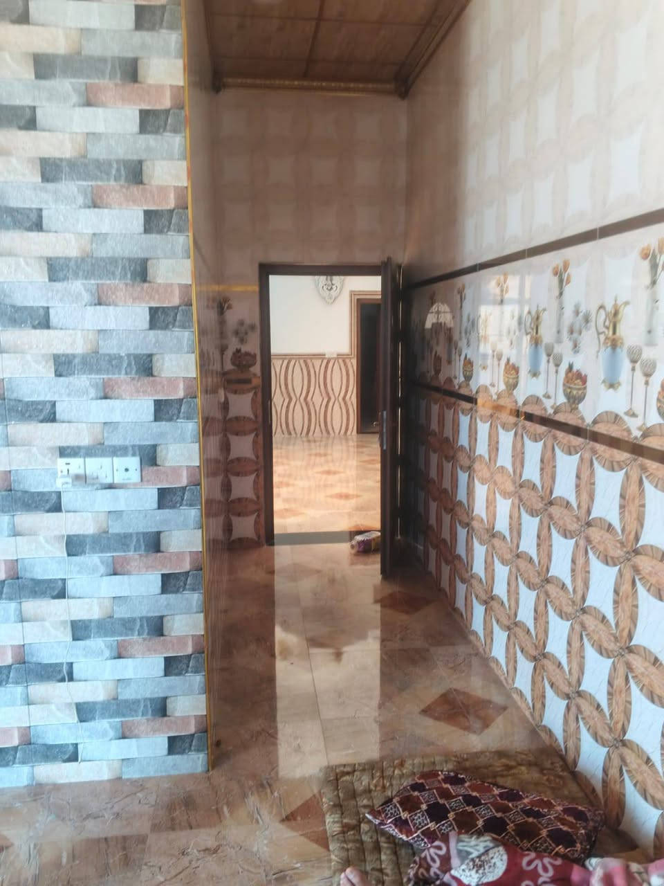 بيت للبيع ارض.زراعي  المساحه البيت والقطعه 600 السكن بيجي مالحه الغربيه سعر خاص تواصل وياي على هذا الرقم ***********
