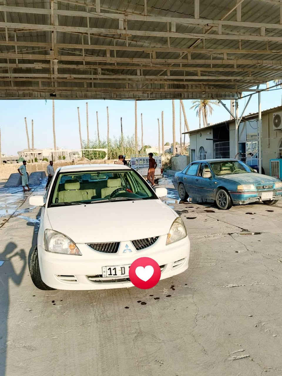 يا الله لانسر موديل 2010 المرغوب 
السياره مكفوله فقط تعمير اهلالات
رقم بغداد دولي باسمي وهزه جديد تحويل ثاني 
يوم
 مكينه وكير كفاله  
 تبريد ثلج  

السعر 85 بيه مجال 
للاستفسار الاتصال على 
***********

