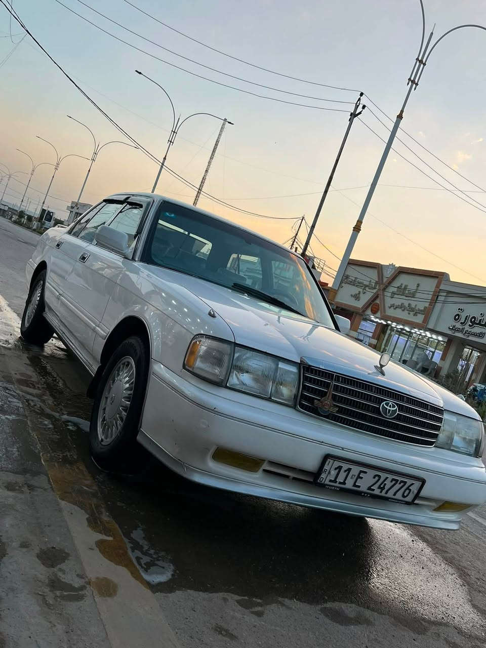سلام عليكم تيوتا كراون مديل 1995 ايسر بلاد مكفوله من الضربه ونقل جثه رقم إنكليزي بغداد سياره صبغته بلاد جاهزه السياره باسمي مكان السياره سماوه ***********
