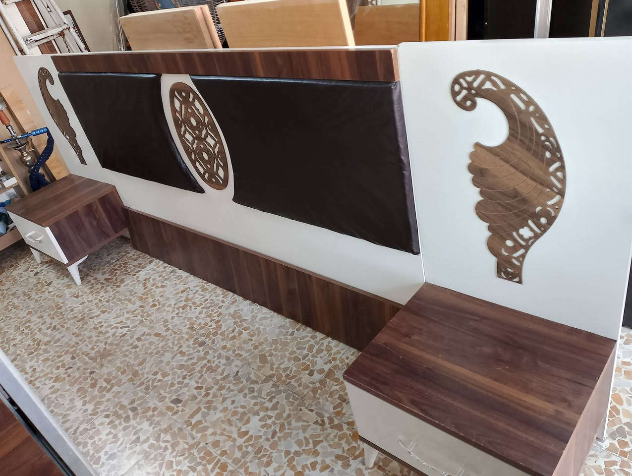 غرفه نوم تركي 5 قطع نظيفه سعر 275 بي مجال بسيط
عنوان حي المزارع الاولى قرب جامع القادر 📍 
***********
***********
