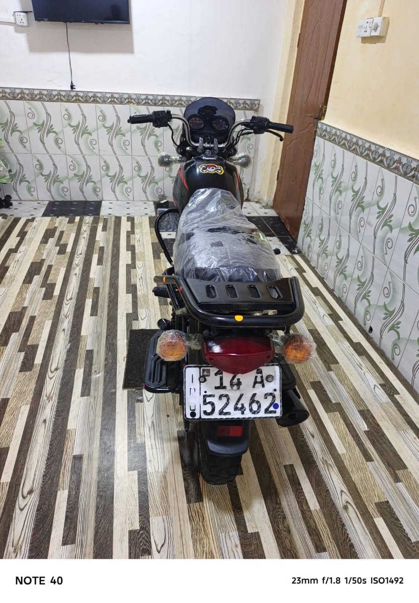 السلام عليكم دراجه بوكسر موديل 21 رقم وسنويه السعر  مليون و 850 العنوان البصره القبله ***********

نص مكتوب في الصور:
- NOTE 40 23mm f/1.8 1/50s ISO2033
- NOTE 40 23mm f/1.8 1/50s ISO2742
- NOTE 40 23mm f/1.8 1/50s ISO1492
- NOTE 40 23mm f/1.8 1/50s ISO1664
- NOTE 40 23mm f/1.8 1/50s ISO1212
- NOTE 40 23mm f/1.8 1/50s ISO2226
