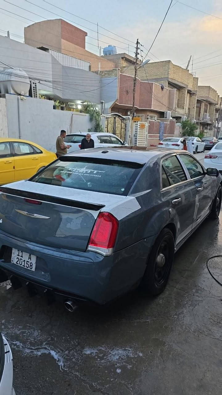 اوباما موديل 13 فول مواصفات فور ويل ملغي  مكينه كير مكفولات مكان السياره بغداد حي اور السعر 130 وبيه مجال
حادثه جاملغ الخلفي بدون دواخل
***********
