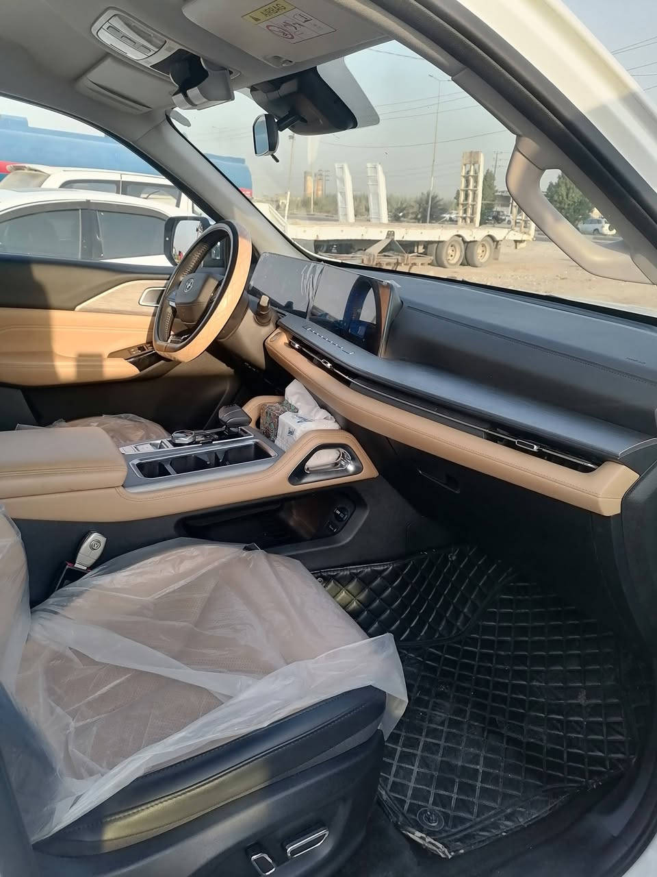 بيع مستعجل موديل 25 السعر 190 بيه شخط بالباب مبين بالصوره والباقي كفاله ***********
