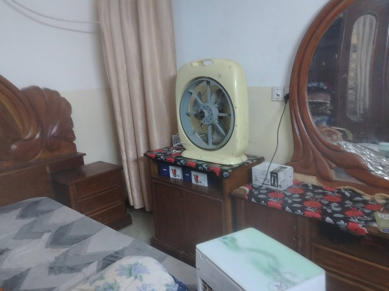 غرفه نوم عراقيه صاج بدون جربايه ١٥٠ الف *********** واتساب
