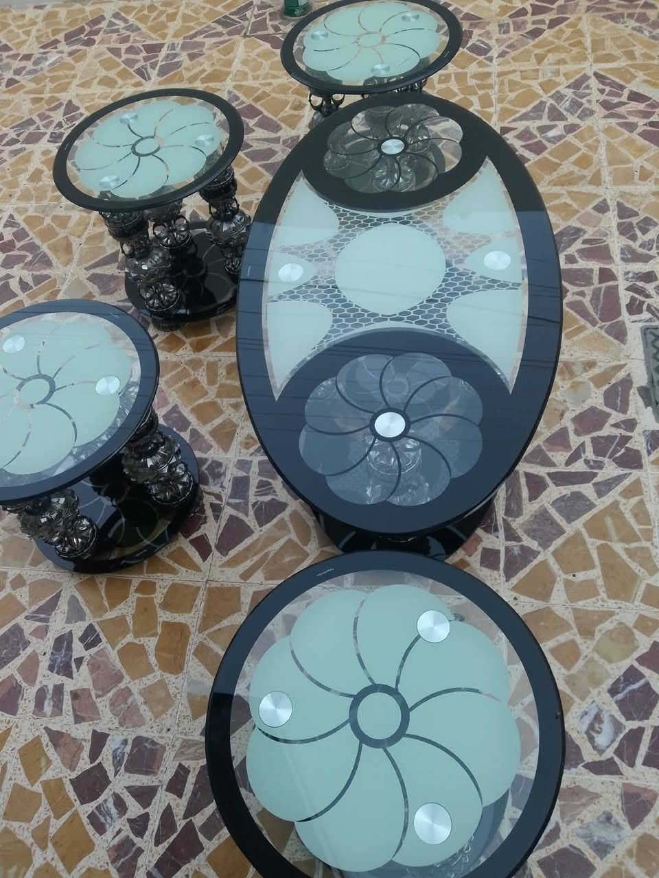 طبلات • ١٠٠×١٠٠ • حي البكر