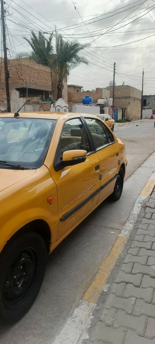 للبيع ٢٠١١مكفوله كامله من كلشي كير مكينه تبريد شواصي ماملعوب بيهه سيارة مال بيت بسمي السعر ٣٨ مكان بغداد الحسينيه ***********
