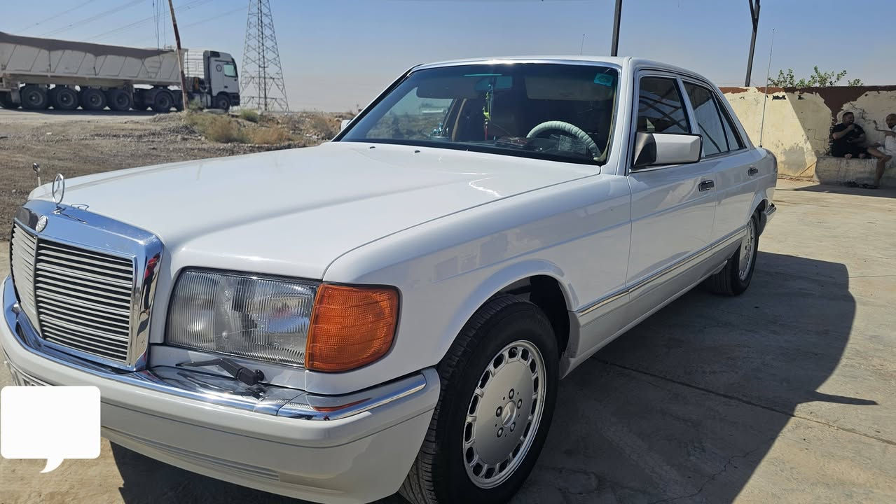 السلام عليكم 
مكلف بالنشر 

#للبيع_او_مراوس 

مارسيدس  300SE
 جامبو باب قصير 
موديل 1991 
رقم صلاح الدین دولي سنوية جديدة باسمي 
تحويل ثاني يوم شرط
السيارة مصبوغة جمالية 
بس شرط كلها ع بلاد 
مكينة وكير بلاد  وشرط 
تخم تاير جديد جواهة 
تبريد ثلج تدفئة نار 
صدر امامي خلفي 
دبل اريل 
ماسحة وزراك لايت

السعر 100 وبيها مجال قليل 
بيع او مراوس حسب القناعة

(علما مشترات السيارة ب 120)

مكان السيارة
 صلاح الدین سامراء 

للاستفسار***********
