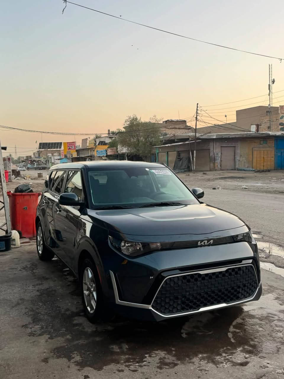 للبيع 25 مكينه 2000 دوش سياره جديده حادثها بنيد فقط سياره موصفات حلوه ماشيه 20 سياره تفيد جناي سعر مناسب استفسار ***********
