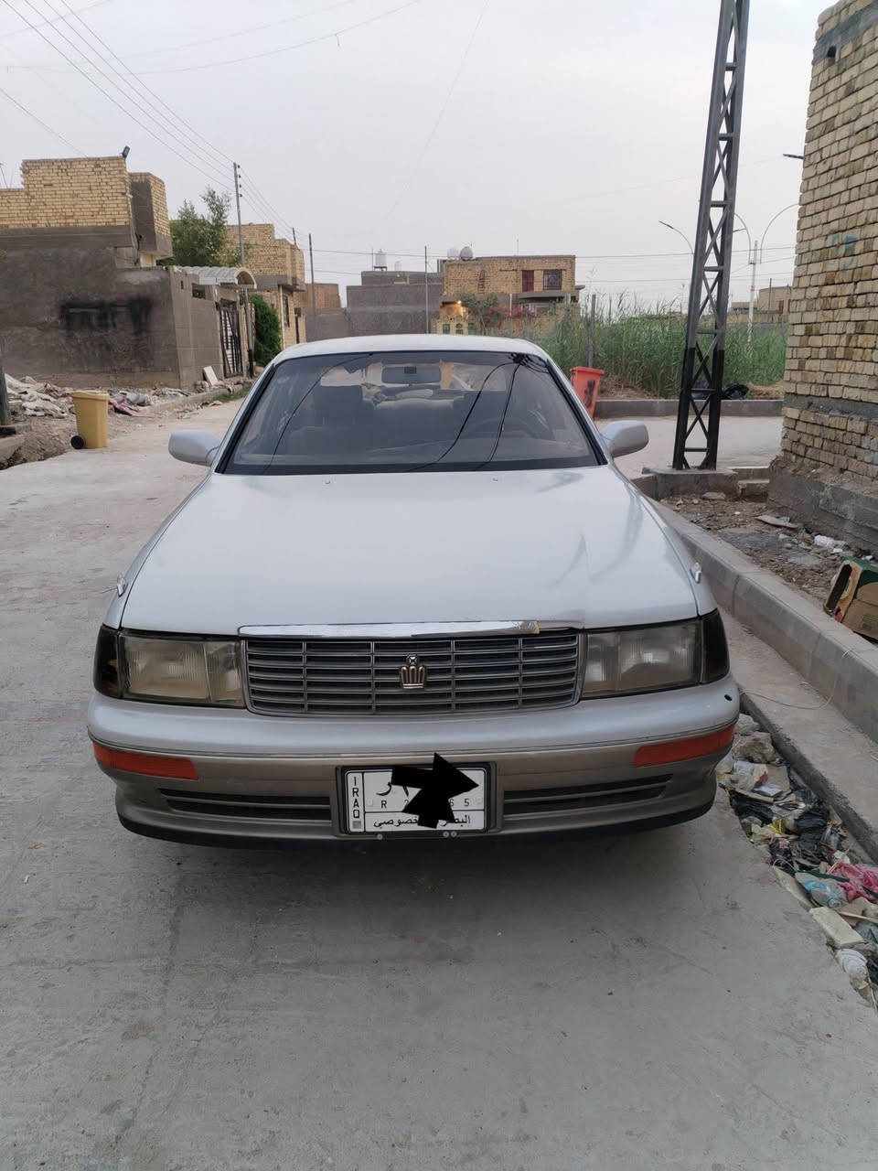 السلام عليكم للبيع 
بطة موديل ٢٠٠٠ بصرة بأسمي شخصيا 
مكفولة ضربة و تبديل فقط صبغ عام
المكان قضاء الرفاعي
السعر ٦٣
للاتصال *********** او ***********
