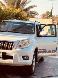 برادو 2012كويتيه مكفوله كفاله عامه 280وبيها مجال للستفسار 07802020018