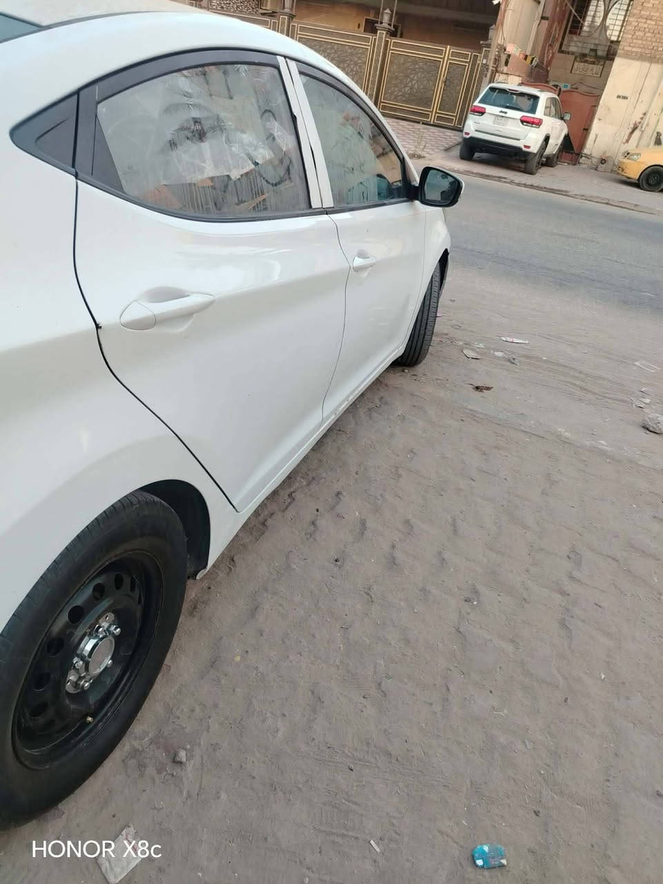 سلام عليكم سياره النترا خليجي مكفوله من الضربه والتبديل موديل ١٦ مكينه وكير وتبريد خير من الله ماشيه ٢٣٠ الف كيلو
سياره نضيفه وخير من الله واني ثاني واحد جانيها ومامتعوبه مكاني بغداد الدوره سعرها ١١٥ وبيها شويه مجال
*********** 
سلام عليكم سياره النترا خليجي مكفوله من الضربه والتبديل موديل ١٦ مكينه وكير وتبريد خير من الله ماشيه ٢٣٠ الف كيلو
