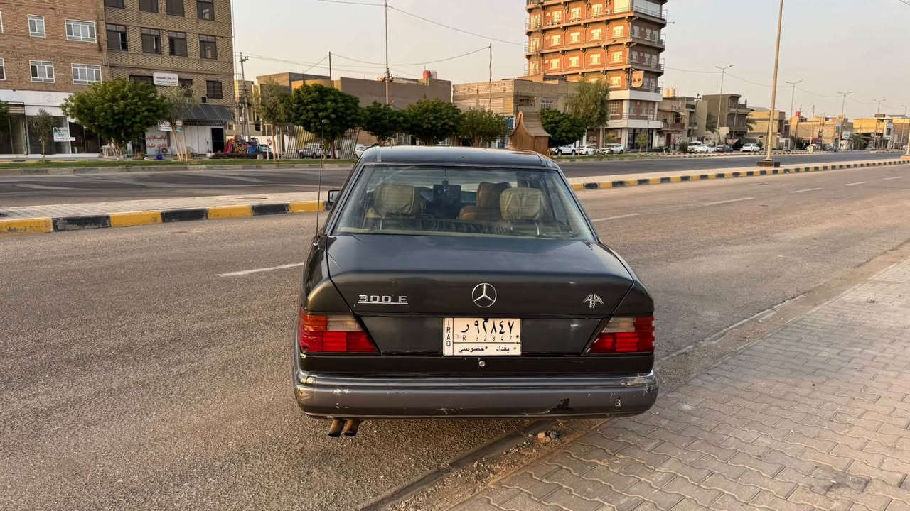 مرسيدس دب • ١٩٩١ • محور بطة