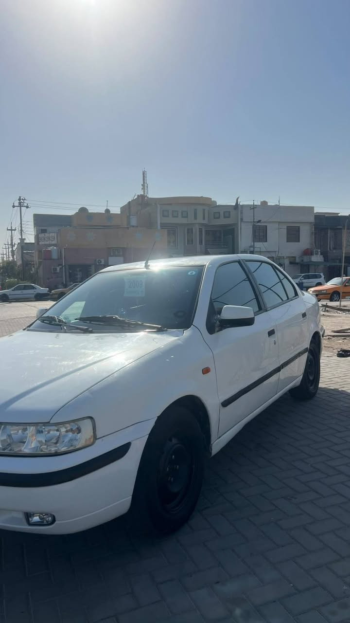 السلام عليكم سمند موديل ٢٠٠٩ 
مكينه كارتون 
حداده جديده
تبريد ثلج 
طخم تاير السياره كفاله 
السعر ٣٥ وبيها مجال 
***********
