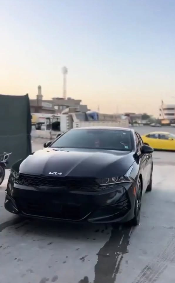 كيا K5 GT-Line موديل 2024
* فل مواصفات 1/1
* محرك 1600 تيربو
* فتحة بانوراما
* 5 أنظمة قيادة
* كشنات جلد احمر
* كشن كهرباء قابل للتعديل
‏تدفئة كشن
‏ تدفئة ستيرن 
* شحن لاسلكي
* إشارات بالمرايا
* توقف ذاتي
* نظام النقطة العمياء
‏تشغيل عن بعد 
‏ترحيب 
* كاميرا دوارة
* ساد بريك بصمة
* قيادة ذاتية
نضام فورويل تلقائي 
* مثبت سرعة
* مانع انزلاق
* حساس إطارات
* رادار الخطوط البيضاء
* كير أوتوماتيك وعادي
* وغيرها من المواصف

رقم نينوي خصوصي سياره دخول جديد 

ضرار سياره بصيط  ربع بوند و ربع جملغ مصلح بدون دواخل 

ممشه سياره 34,000 كيلو 

‏الاستفسار الاتصال على هذا الرقم
***********
