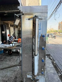 شواية دجاج اكبر حجم ستيل كير بوكس جديده  السعر 700 الف العنوان بغداد ح...