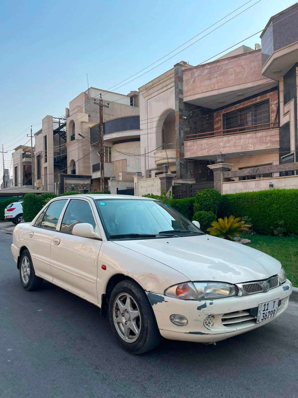 السلام عليكم من رخصت الادمن براتون موديل 2004 بلاديه مال بيت مكفوله من الضربه والصبغ فقط طخات خفيفه 
كير مكينه مكفولات شرط الفحص تبريد شغال ثلج كهربائات كلهه شغاله سيدي اواكس بلوتوث كيجات كلهه شغاله شادلهه كيجات مال كورلا صدر خليفي امامي جديد كهربائيات كلهه شغاله جام كله شغال داخل كش جديد كشنات بطاين كلهن جدد تخم تاير جديد باتري جديد داينمو جديد السياره مابيهه كل نقص هزه جديده رقم دولي سنويه 2030
بسمي شخصيا تحويلهه ثاني يوم 
السعر 55بيهه مجال بسيط مكاني بغداد المنصور وهاذا رقمي ***********

