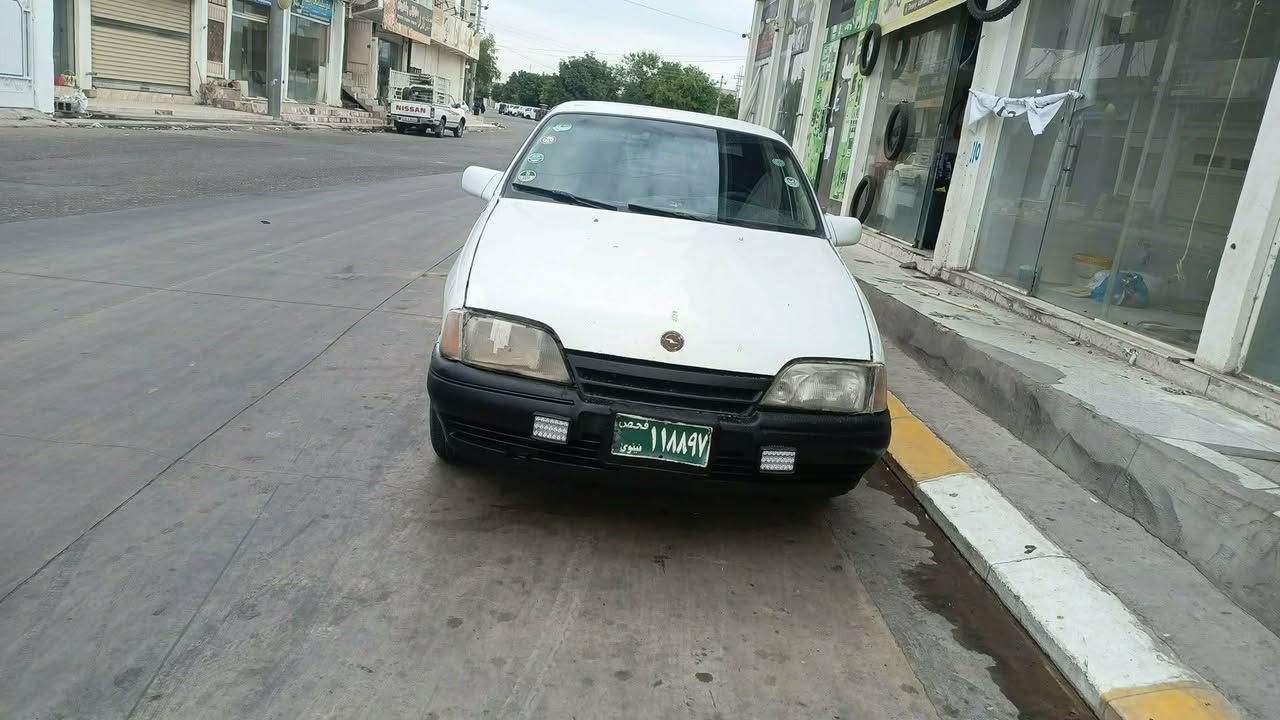 أوبل أوميغا • ١٩٩٣ • ٧٠٠٠٠ كم