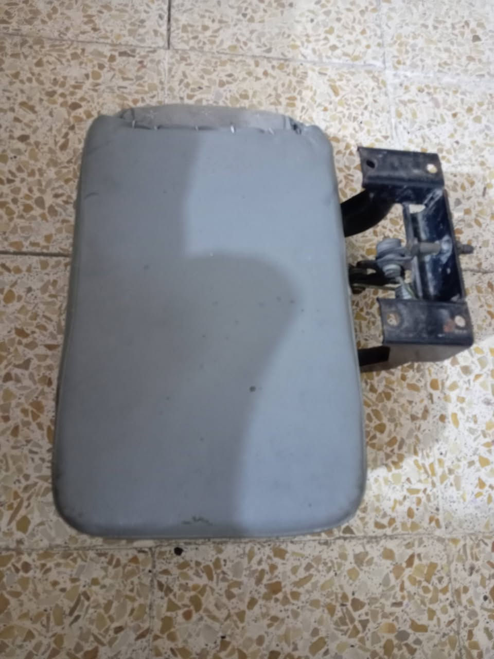 سلام عليكم البيع سيبايه نيسان عاليه ومال جنبي عاليه
وكشن الي بل ممر يرهم نيسان ويرهم هايسه وجنبي
مكان بغداد المحموديه،، *********** ***********
