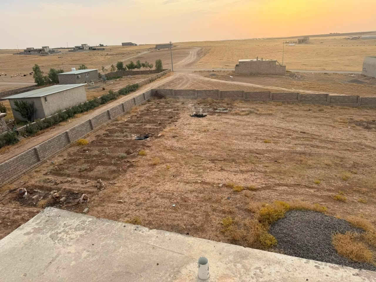 قطع أراضي للبيع

📍 الموقع: القوسيات (‏خلف جمعية ‏الزراعة 

        ​متوفر  الخدمات (ماء + كهرباء).

        نوع السند: سند زراعي (25) حق التصرف ￼

         تتكاتب ويا شرعي مباشر 

​         المساحات المتاحة:￼

          مساحات 100+200+300+400+500

        ‏الاستفسار الاتصال على الأرقام التالية

        ‏***********☎️

      ‏***********☎️
