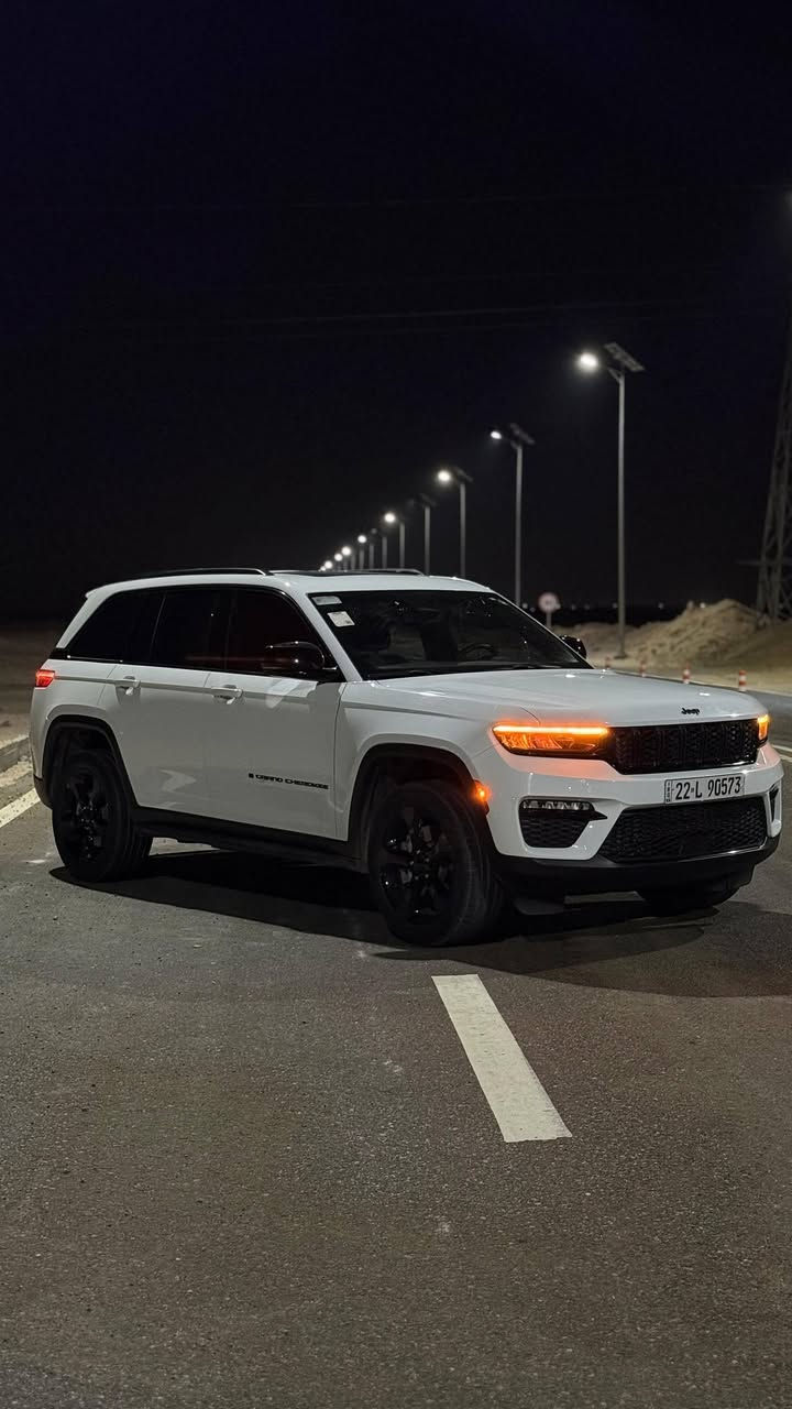 جيب ليمتد jeep limited
موديل ٢٠٢٤ ✅️
وكاله هارلم خليجية✅️
رقم اربيل ✅️
كتاب تضليل ✅️
ماشيه ٣٣ ميل ✅️
المواصفات :
رادار امامي مع مانع تصادم . ✅️
تحذير الخروج عن المسار .✅️
تحذير النقطة عمياء  .✅️
نظام تحذير عند التقاطعات. ✅️
شاحن موبايل وايرلس. ✅️
ويل قياس 20 انج .✅️
فتحة سقف ✅️.
لوحة القيادة بقياس 12 أنچ. ✅️
كير شفتر بالستيرن . ✅️
كاميرا خلفية. ✅️
*شاشة كبيرة 10.1 أنج✅️
المصابيح الأمامية زنون .✅️
كشافات الضباب زنون . ✅️
دخول ذكي. ✅️
تشغيل عن بعد .✅️
الصندوق الخلفيي كهربائي .✅️
فرش المقصورة الداخلية من الجلد والشاموا .✅️
مقعد السائق كهربائي .✅️
المقاعد الأمامية تدفئة .✅️
حساسات خلفية . ✅️
دوسات جانبية .✅️
مكيف خلفي . ✅️
تدفئة مقود القيادة .✅️
مانع تصادم خلفي .✅️
بلوتوث تلفون . ✅️
محدد سرعة . ✅️
نظام التشغيل والإطفاء الاوتوماتيكي .✅️
سياره كفاله عامه بيها ملاحظه بلجاملغ الخلفي✅️ فقط
مكان السيارة كربلاء المقدسه ✅️
السعر 349$وبيها مجال ✅️
***********

