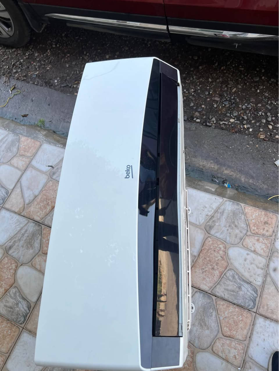 سبلت بيكو ١ طن مستعمل 
شغال ١٠٠٪؜ و نظيف 
مع كامل ملحقاته ( بوري + كيبل) 
السعر : 200 الف و مجال بسيط
المكان : دهوك 
الرقم: *********** دهوك, العراق
