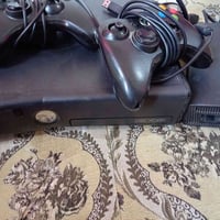 يوجد لدينا بلي ستيشن اكس بوكس 360 للبيع التواصل على هاذا الرقم 0770866...