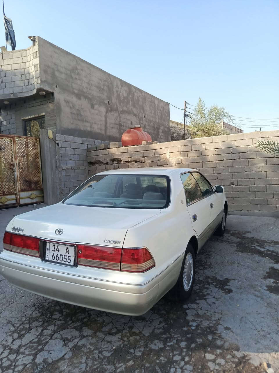 ساره راس ثور بسمي مداور ثاني يوم تبريد 🥶كير مكينه جداد مكينه 3000كلاكص رقم نكليزي بصره سعر 115بيه مجال الشراي ***********
