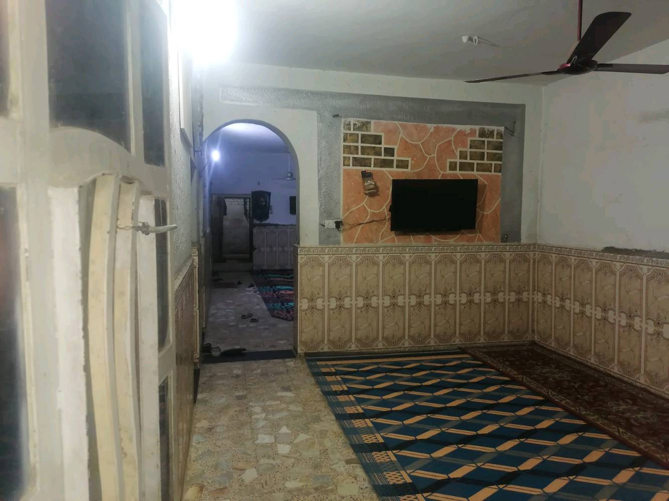 مدينة الصدر الاوفلي • ٢٠٠م • ٦غرف نوم
