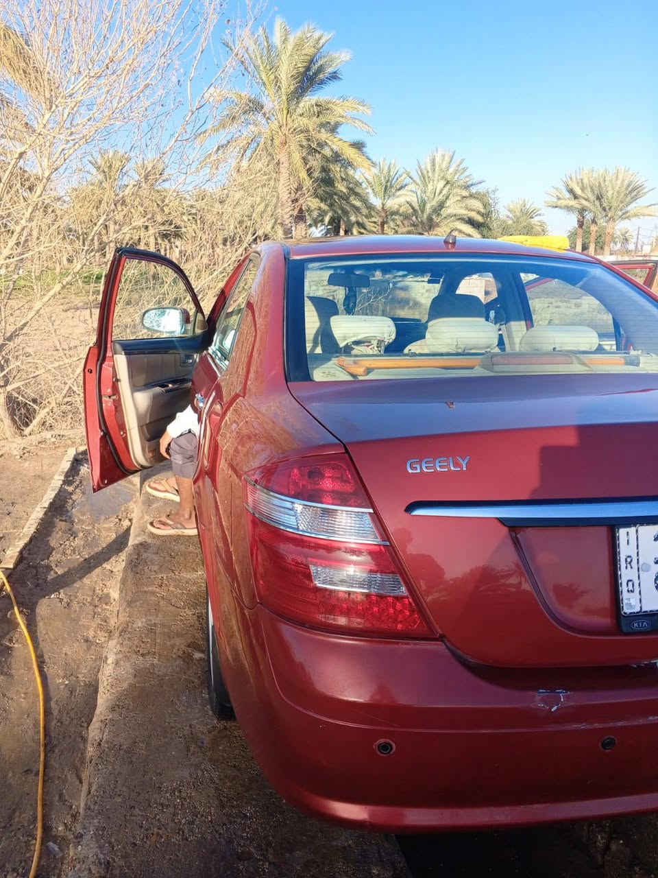 السلام عليكم
جيلي موبل للبيع موديل 2013

كير محرك كفاله
حدايه جديده تخم تاير 

سيارة مكفوله مال بيت 

سعر 63 بيها مجال 
 الاستفسار *********** مكان الاسكندريه
