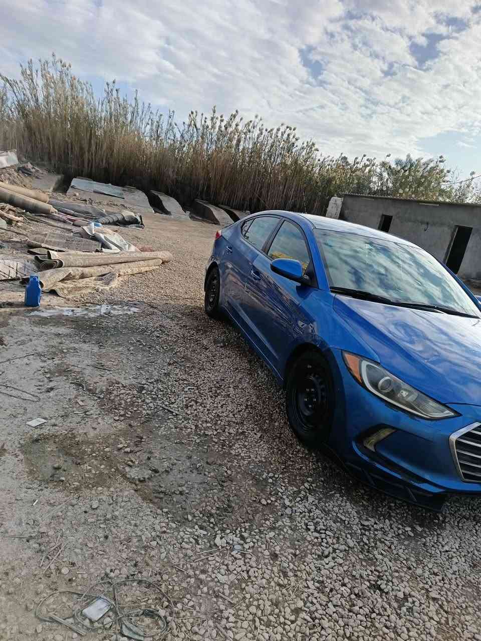 للبيع النتره مديل 18جاهزه ورد أمريكي مكينه ٢٠٠٠دوش رقم أربيل بيه ٣قطع صبغ بدون إرباك بدون دواخل الستفسار اتصل ***********
